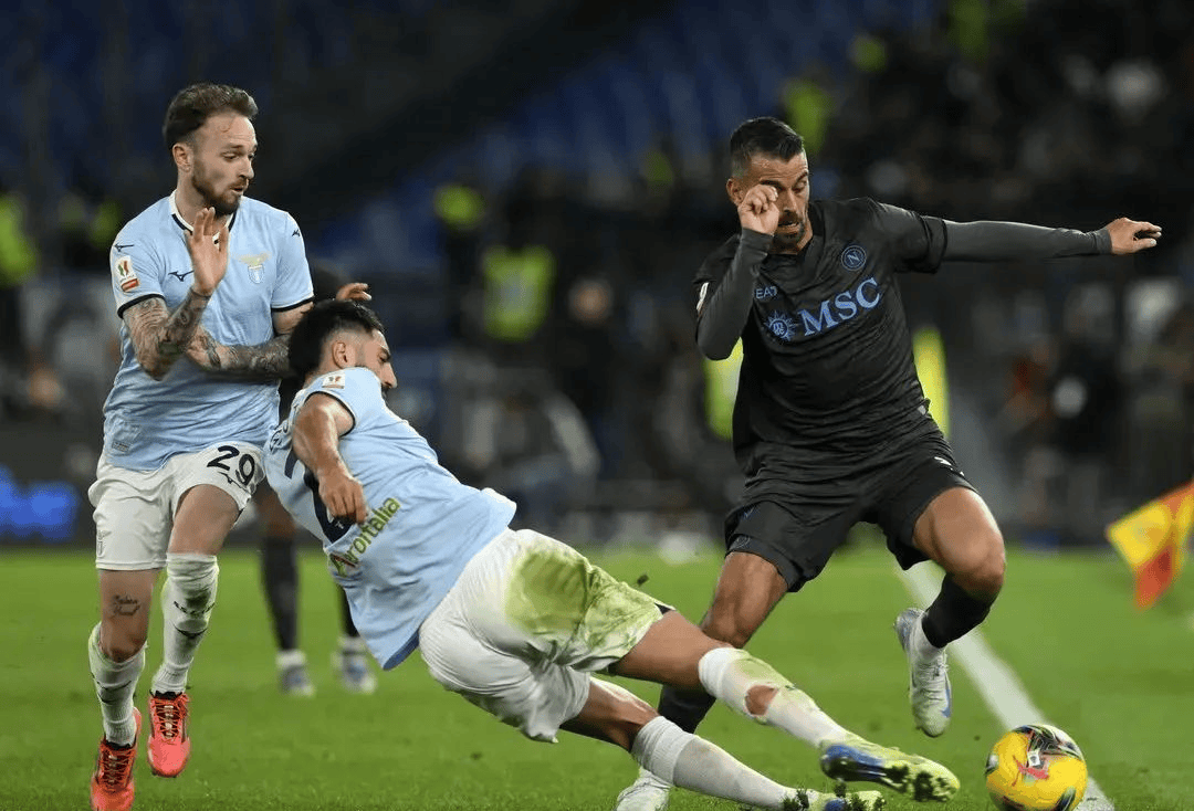 开云app-中超倒计时，拉齐奥清晨更衣室发声，细节引发关注，震撼外界，团队化学反应显著-开云app